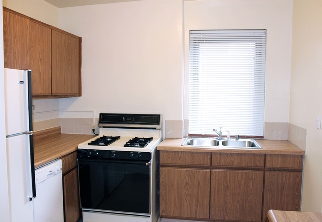 Prominence Apartments 1 bedroom Luxury Apt Homes. Parking Available!